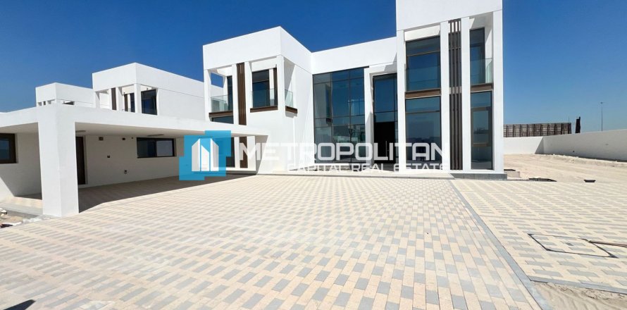 Vila v Abu Dhabi, SAE 5 ložnice, 619.8 m² Č.: 678068