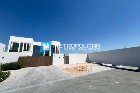 Vila v Abu Dhabi, SAE 5 ložnice, 619.8 m² Č.: 678068 - fotografie 27