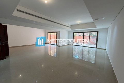 Vila v Abu Dhabi, SAE 4 ložnice, 321.8 m² Č.: 678066 - fotografie 2