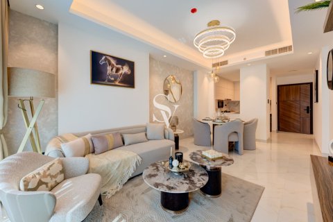 Apartamento en venta en Nadd Al Hammar, Dubai, EAU 1 dormitorio, 69 m2 № 732103 - foto 18