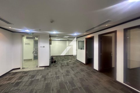 Biuro do wynajęcia w Sheikh Zayed Road, Dubai, ZEA 97 mkw., nr 702981 - zdjęcie 3
