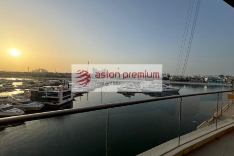 Palm Jumeirah, Dubai, UAE의 임대용 아파트 침실 3개, 211제곱미터 번호 703004 - 사진 13