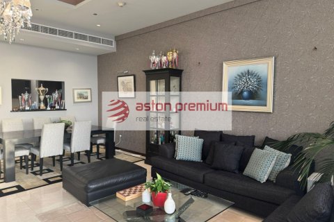 Palm Jumeirah, Dubai, UAE의 임대용 아파트 침실 3개, 211제곱미터 번호 703004 - 사진 3