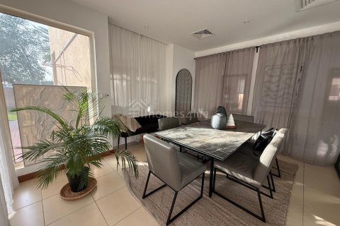Arabian Ranches, Dubai, UAE의 임대용 빌라 침실 3개, 588제곱미터 번호 726919 - 사진 7
