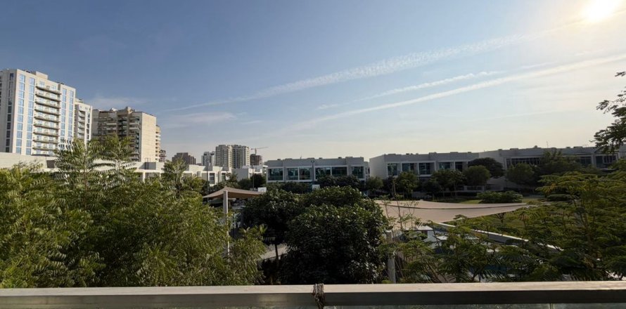 ویلا در Al Furjan، Dubai ، امارات متحده عربی 4 خوابه ، 220.9 متر مربع.  شماره 689356