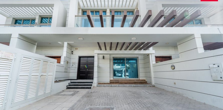 ویلا در Al Furjan، Dubai ، امارات متحده عربی 4 خوابه ، 220.9 متر مربع.  شماره 689356