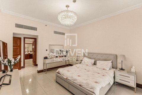 Palm Jumeirah, Dubai, UAE의 판매용 아파트 침실 2개, 167.97제곱미터 번호 767968 - 사진 8