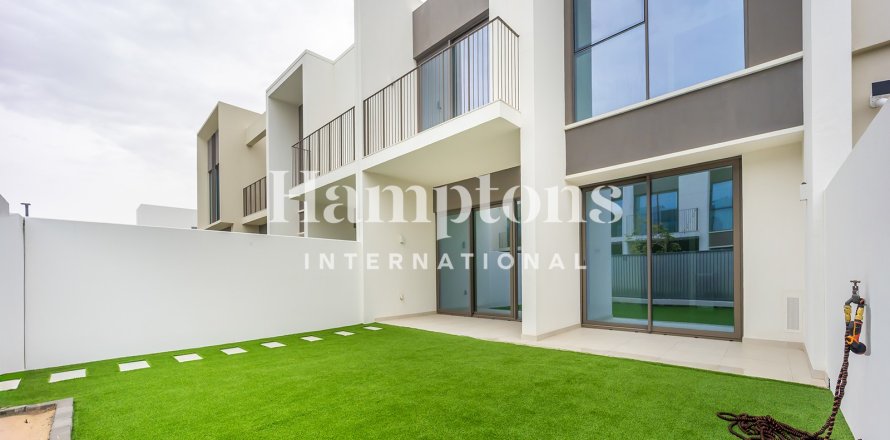 خانه شهری در Jumeirah Village Triangle، Dubai ، امارات متحده عربی 3 خوابه ، 174.007 متر مربع.  شماره 700692