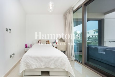 Kuća u nizu u gradu Jumeirah Islands, Dubai, UAE 3 spavaće sobe, 196.95436000 m2 Br. 703263 - Slika 25