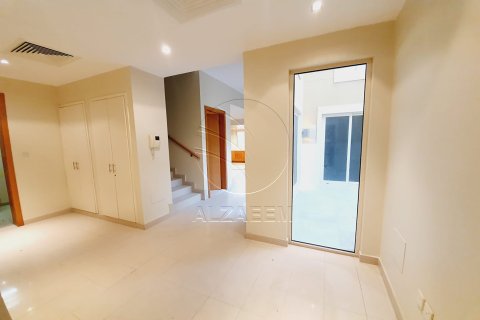 Stadthaus zur Miete in Al Raha Gardens, Abu Dhabi, VAE 4 Schlafzimmer, 300 m2 Nr. 725783 - Foto 4
