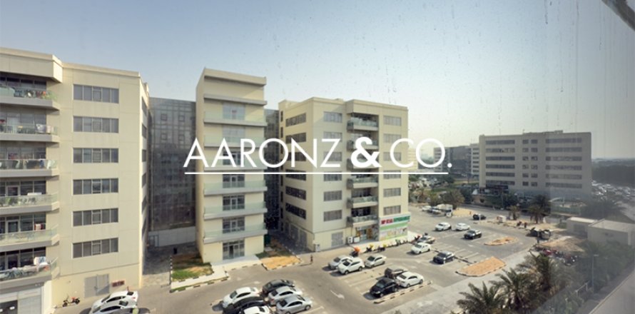 Iroda itt: Dubai Investment Park, EAE, 9281 m², azonosító: 707976