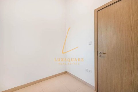 Vilë në Al Furjan, Dubai, Emiratet e Bashkuara Arabe 3 dhoma gjumi, 238 m2. № 707975 - Foto 17