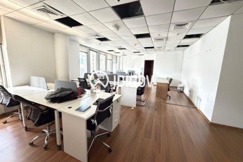 Biuro do wynajęcia w Business Bay, Dubai, ZEA 77.76 mkw., nr 735858 - zdjęcie 3