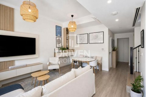 Villa à Serena, Dubai, EAU: 2 chambres, 176.24 m2 № 756206