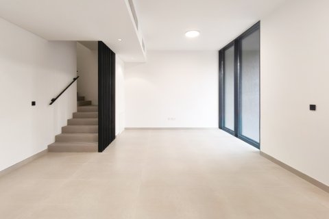 Tilal City, Sharjah, UAE의 판매용 타운하우스 침실 4개, 247.21제곱미터 번호 759759 - 사진 1