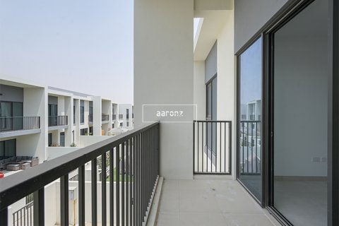 Řadový dům v Town Square, Dubai, SAE 3 ložnice, 176.9 m² Č.: 632001 - fotografie 17