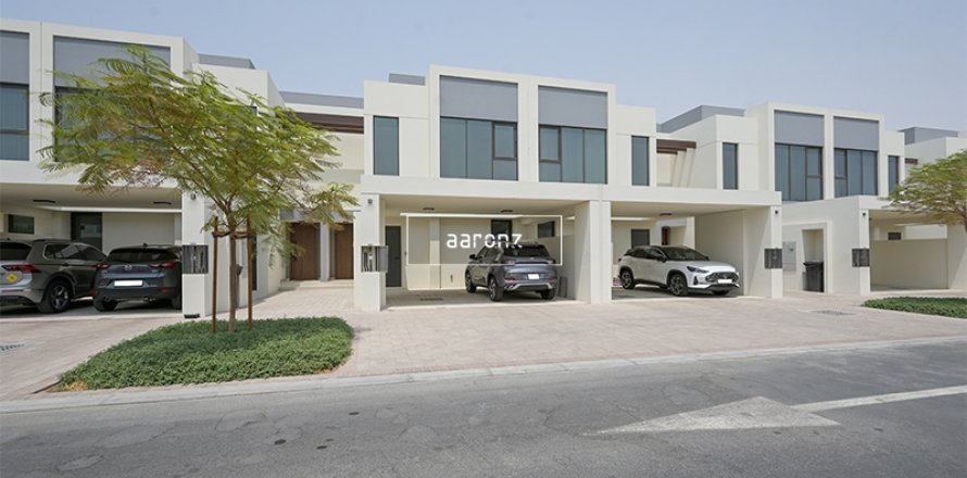 Řadový dům v Town Square, Dubai, SAE 3 ložnice, 176.9 m² Č.: 632001