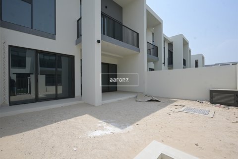 Řadový dům v Town Square, Dubai, SAE 3 ložnice, 176.9 m² Č.: 632001 - fotografie 18
