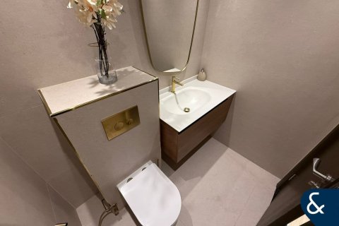 Lakás itt: Downtown Dubai (Downtown Burj Dubai), EAE, 1 hálószoba, 69 m², azonosító: 667704 - fénykép 2