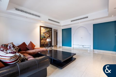 Leilighet til salgs i Downtown Dubai (Downtown Burj Dubai), Dubai, Emiratene 3 soverom, 208 kvm Nr. 667714 - Foto 4