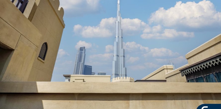 Leilighet i Downtown Dubai (Downtown Burj Dubai), Dubai, Emiratene 3 soverom, 208 kvm nr. 667714