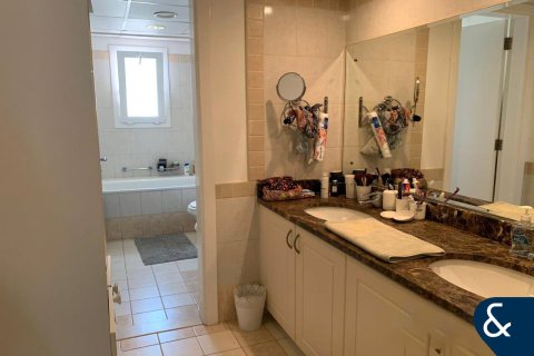 ویلا برای فروش در  The Lakes، Dubai، امارات متحده عربی  3 خوابه ، 195 متر مربع ، شماره 667713 - تصویر 4