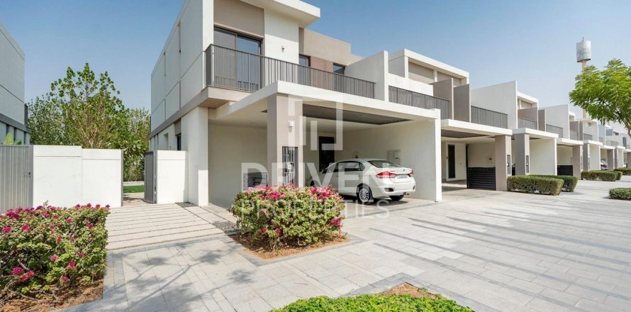 Radový dom v Tilal Al Ghaf, Dubai, SAE 4 spálne, 221 m2 č. 653024