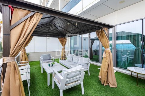 Apartament në Business Bay, Dubai, Emiratet e Bashkuara Arabe 1 dhomë gjumi, 110 m2. № 653324 - Foto 10