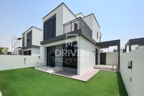 Radový dom v Dubai Hills Estate, Dubai, SAE 4 spálne, 291.07 m2 č. 744822