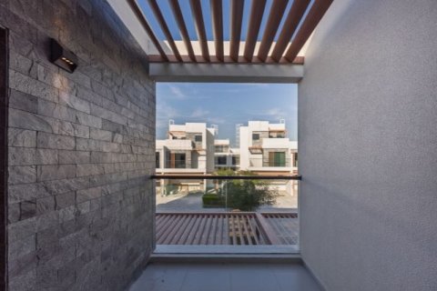 Üürile anda villa asukohaga DAMAC Hills (Akoya by DAMAC), Dubai, AÜE: 4 magamistoaga, 143 m² Nr 685493 - pilt 9