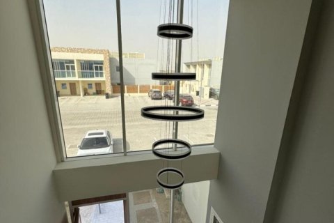 Villa à louer à Rukan, Dubai, EAU 2 chambres, 79 m2 № 685495 - photo 5