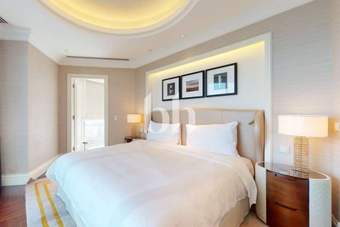Apartamento para arrendamento em Downtown Dubai (Downtown Burj Dubai), Dubai, EAU 4 quartos, 264 m2 № 642780 - foto 11