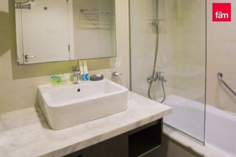 Lägenhet till försäljning i Business Bay, Dubai, UAE 43.8 kvm Nr. 699726 - fotografi 8
