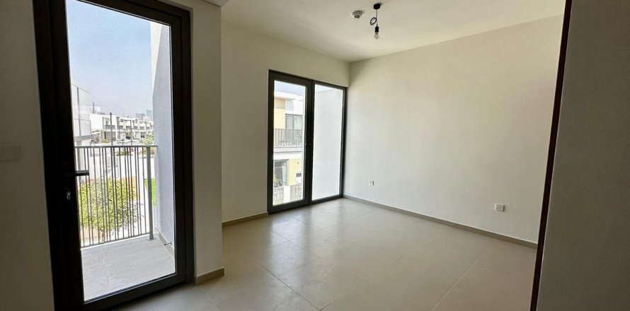 Villa in Tilal Al Ghaf, Dubai, VAE 3 slaapkamers, 141.9 vr.m. nr 699723
