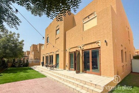 Βίλα σε Al Furjan, Dubai, ΗΑΕ 5 υπνοδωμάτια, 600 τ.μ. Αρ. 697405