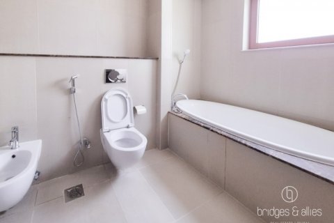 Huvila Al Furjan, Dubai, Arabiemiraatit 5 makuuhuonetta, 600 m2 № 697405 - kuva 15