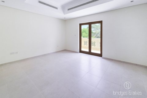 Huvila Al Furjan, Dubai, Arabiemiraatit 5 makuuhuonetta, 600 m2 № 697405 - kuva 11