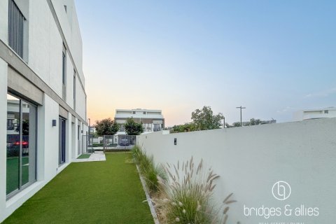 Villa para arrendamento em Tilal Al Ghaf, Dubai, EAU 4 quartos, 258 m2 № 697407 - foto 19