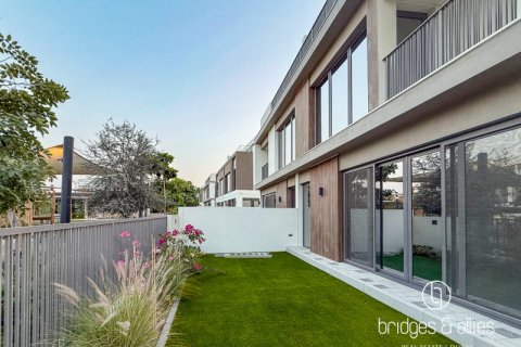 Villa para arrendamento em Tilal Al Ghaf, Dubai, EAU 4 quartos, 258 m2 № 697407 - foto 20