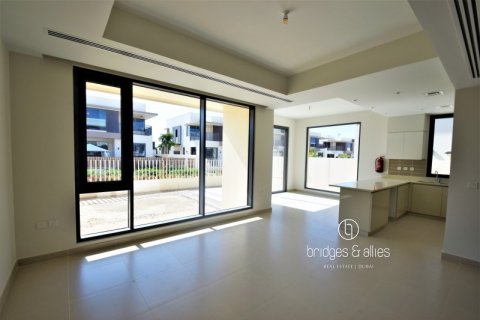 Villa para arrendamento em Dubai Hills Estate, Dubai, EAU 3 quartos, 285 m2 № 697402 - foto 5