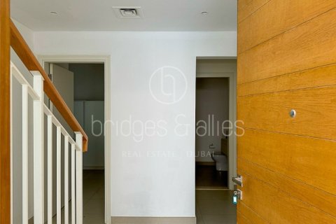 Villa para arrendamento em Dubai Hills Estate, Dubai, EAU 4 quartos, 272 m2 № 697404 - foto 5