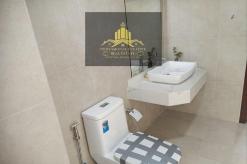 Apartamento para venda em Al Ameera Village, Ajman, EAU 2 quartos, 124 m2 № 640876 - foto 23