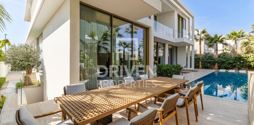 Jumeirah, Dubai, BAE’de villa 6 yatak odası, 880.44 m&sup2; No 741642