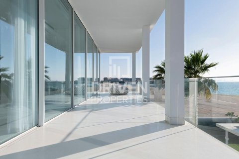 Vila u Jumeirah, Dubai, UAE 5 spavaćih soba, 1602.76 m2 Br. 741641 - fotografija 13