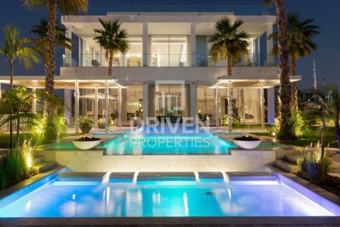 Vila u Jumeirah, Dubai, UAE 5 spavaćih soba, 1602.76 m2 Br. 741641 - fotografija 11
