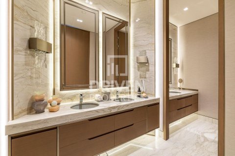 Vila u Jumeirah, Dubai, UAE 5 spavaćih soba, 1487.75 m2 Br. 741639 - fotografija 18