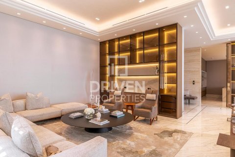 Vila u Jumeirah, Dubai, UAE 5 spavaćih soba, 1487.75 m2 Br. 741639 - fotografija 8