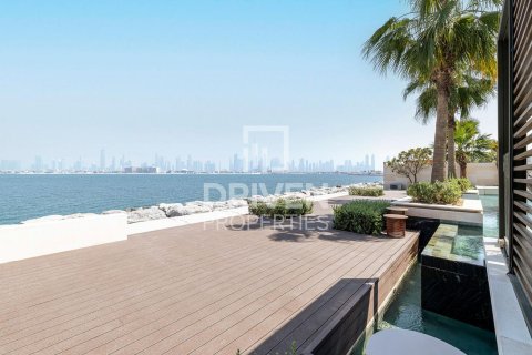 Vila u Jumeirah, Dubai, UAE 5 spavaćih soba, 1487.75 m2 Br. 741639 - fotografija 23