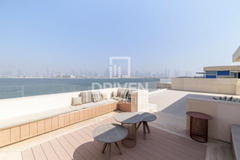 Vila u Jumeirah, Dubai, UAE 5 spavaćih soba, 1487.75 m2 Br. 741639 - fotografija 29