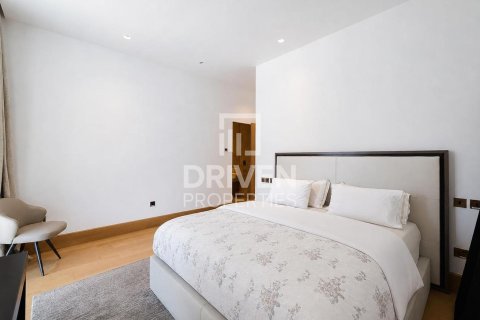 Vila u Jumeirah, Dubai, UAE 6 spavaćih soba, 2703.57 m2 Br. 741640 - fotografija 14